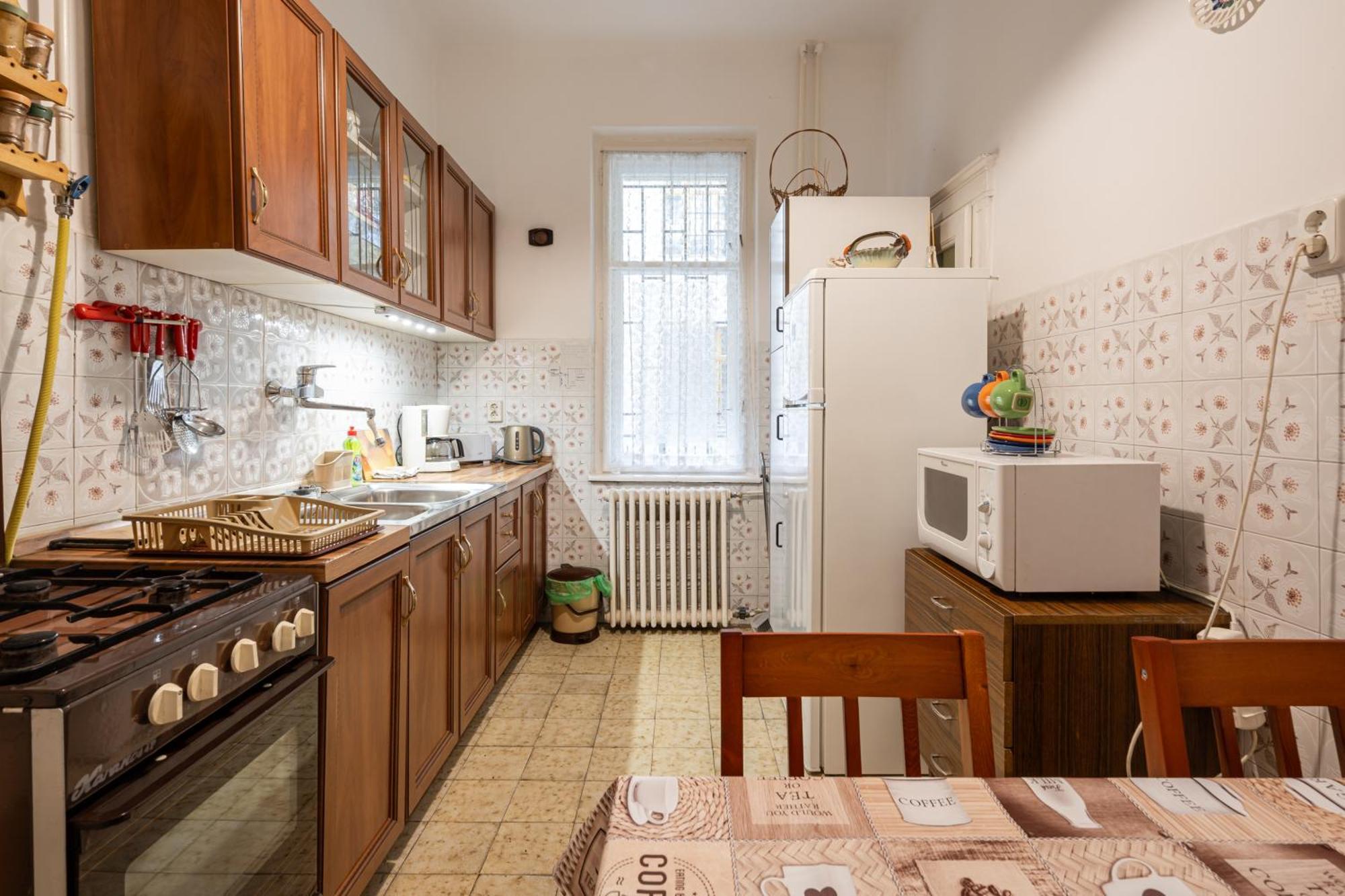Bpr W21 Retro Home With Balcony Βουδαπέστη Εξωτερικό φωτογραφία