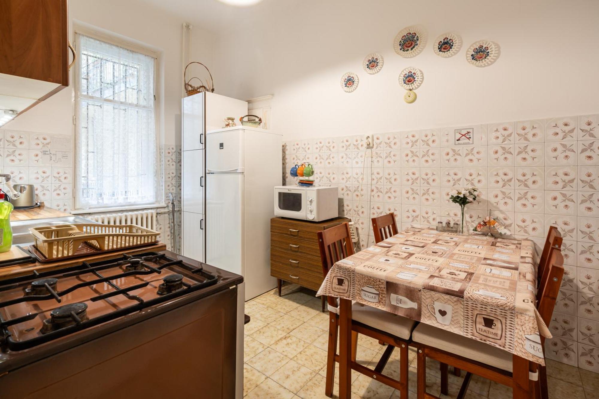 Bpr W21 Retro Home With Balcony Βουδαπέστη Εξωτερικό φωτογραφία