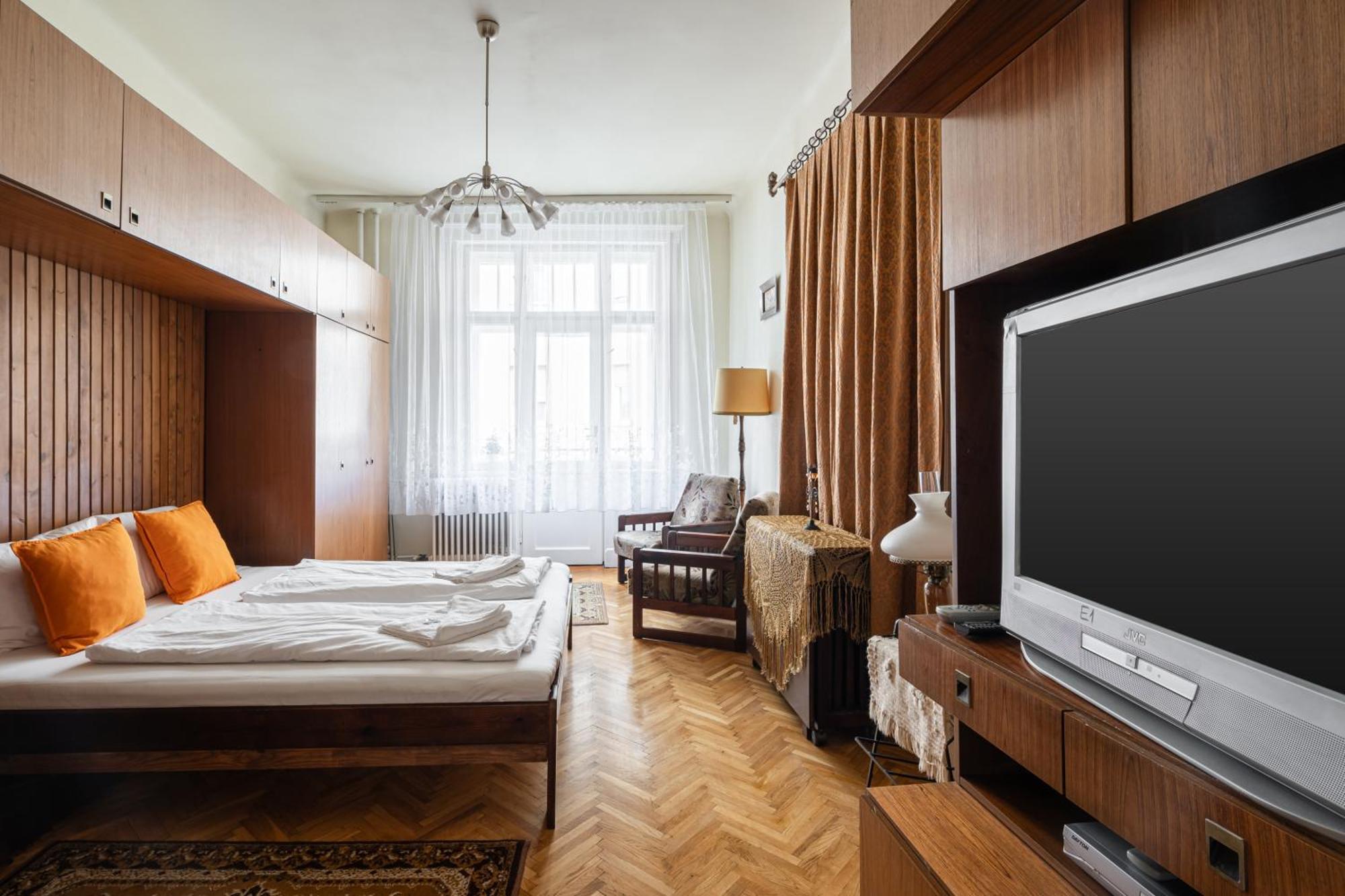 Bpr W21 Retro Home With Balcony Βουδαπέστη Εξωτερικό φωτογραφία