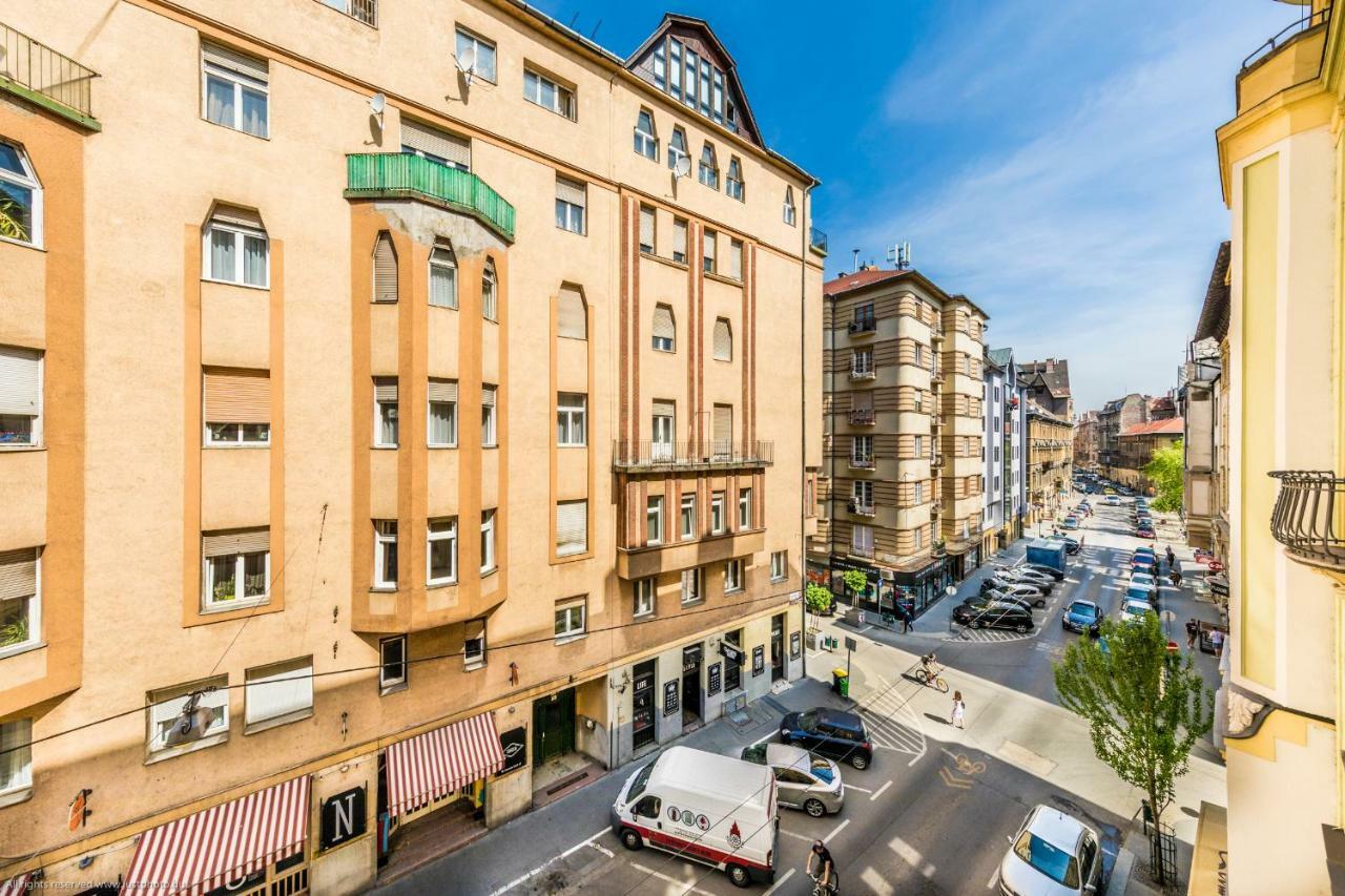 Bpr W21 Retro Home With Balcony Βουδαπέστη Εξωτερικό φωτογραφία